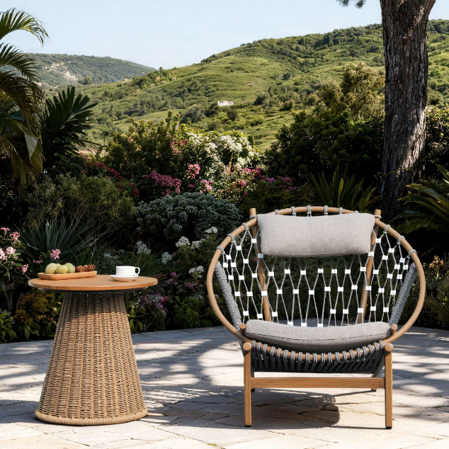 Ring Outdoor Lounge Chair
