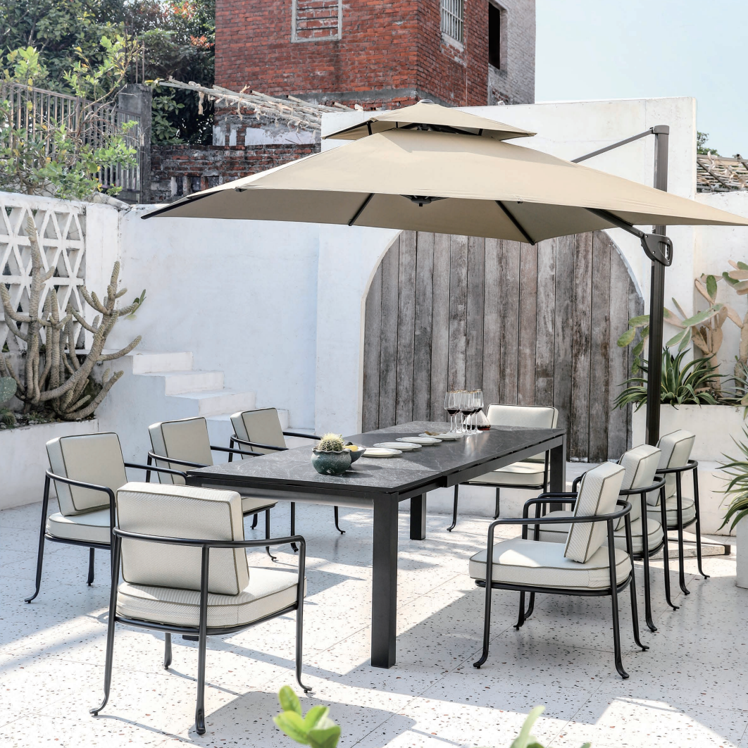 Borea Outdoor Dining Chair
