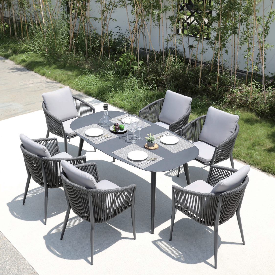 Kupu Outdoor Dining Chair
