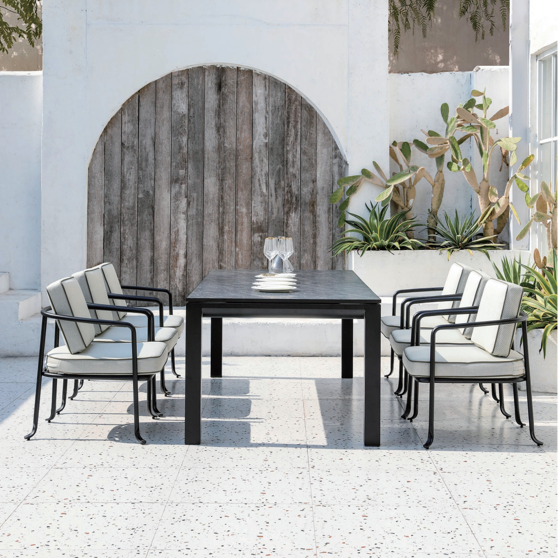 Borea Outdoor Dining Table