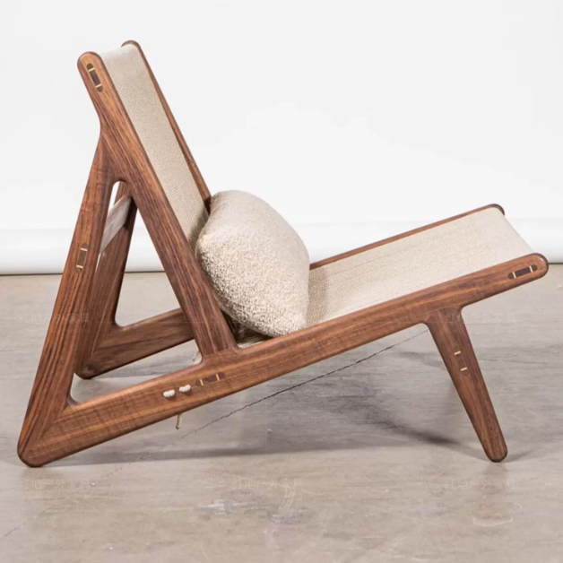 Nyra Outdoor Lounge Chair