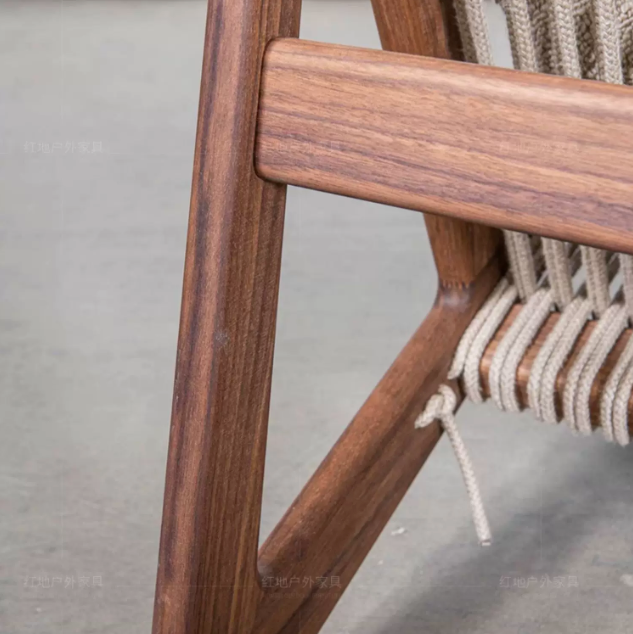 Nyra Outdoor Lounge Chair