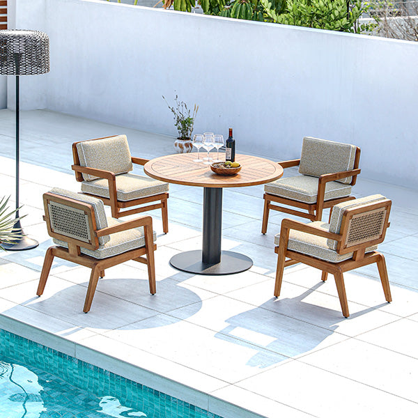 Sailing Outdoor Round Dining Table