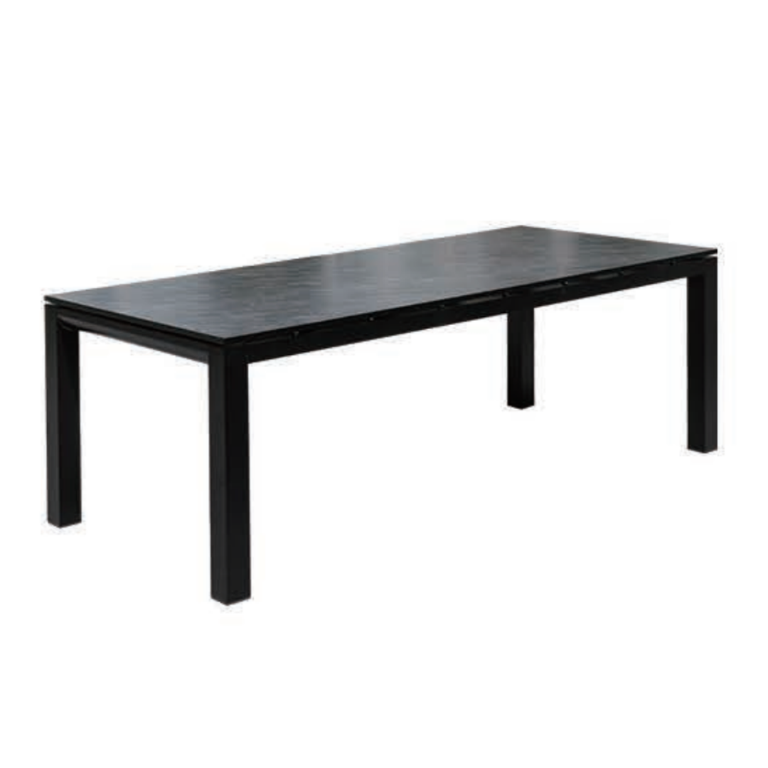 Borea Outdoor Dining Table
