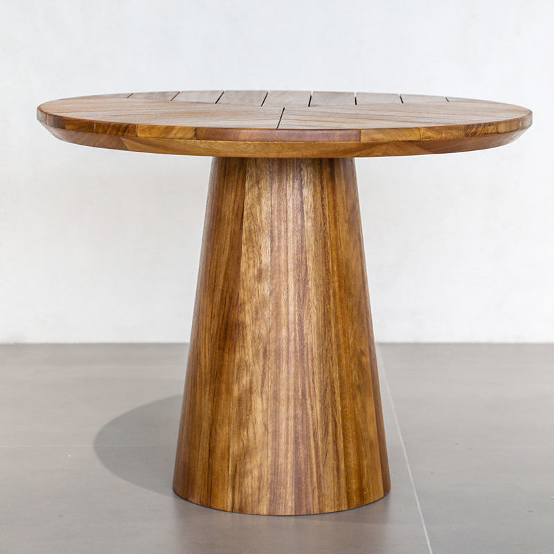 Dune Outdoor Round Dining Table