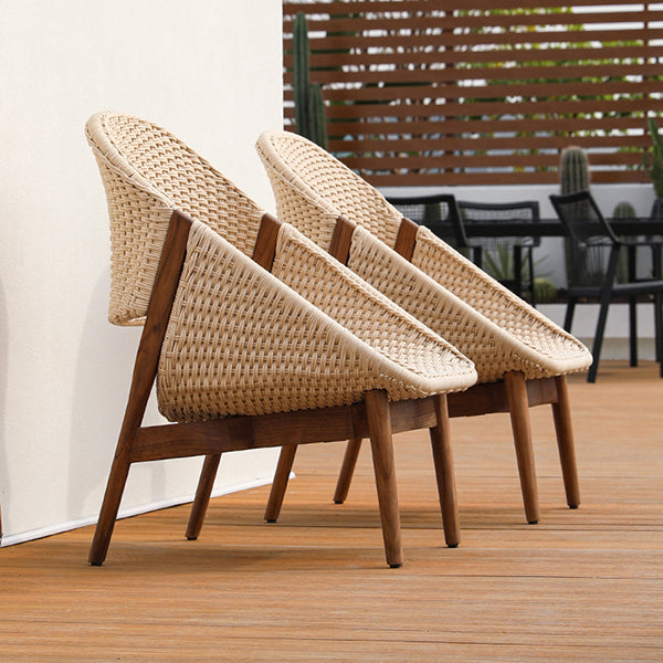 Shell Outdoor Lounge Chair