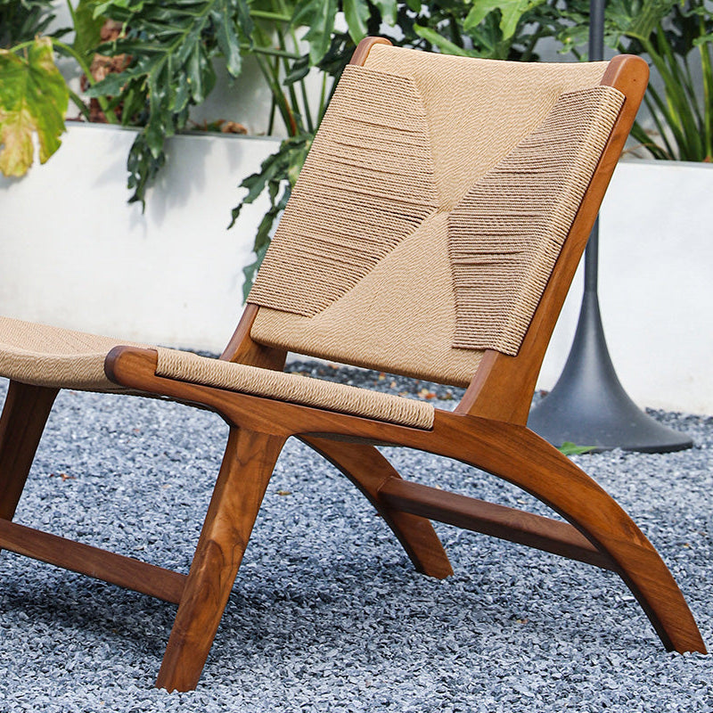 Saddle Outdoor Lounge Chair