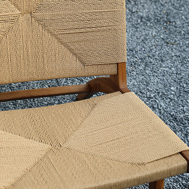 Saddle Outdoor Lounge Chair